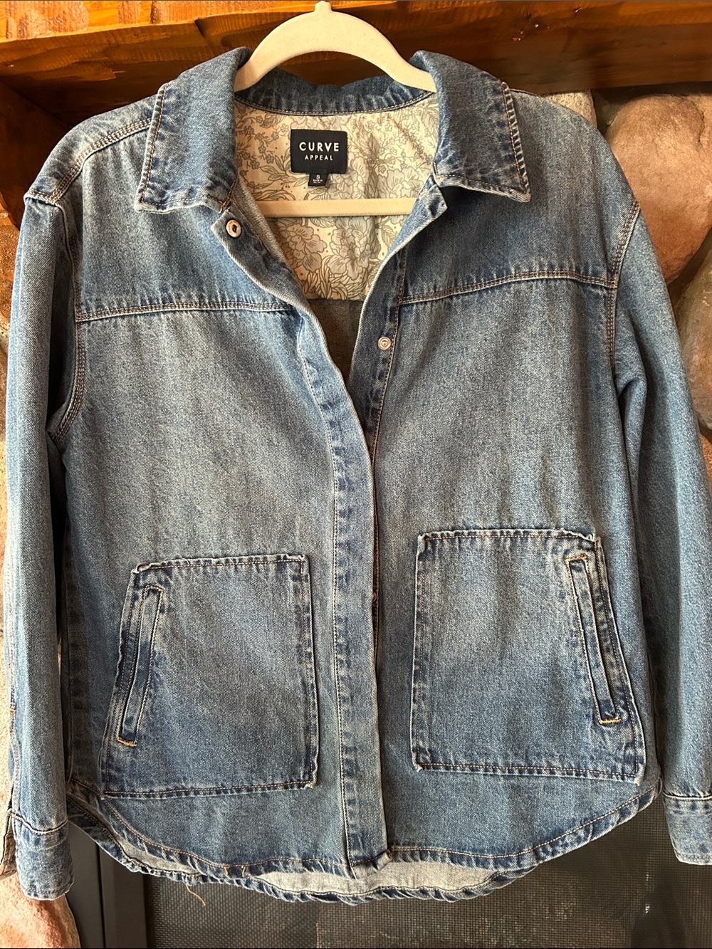 Curve Appeal Women's Light Blue Denim Shirt Jacket Shacket, Size S
